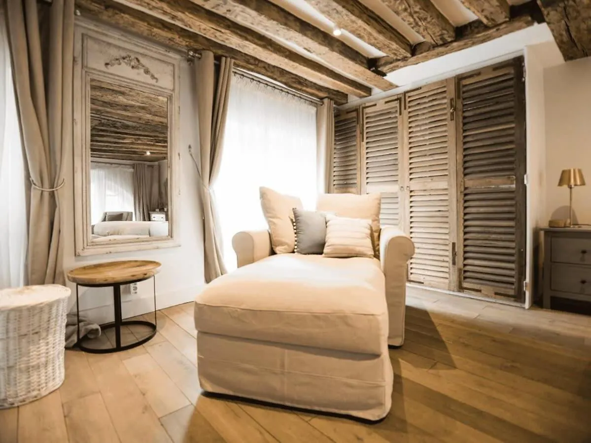 Classy Bourgeois - Chic 2 Bedroom Apt In Le Marais Παρίσι Γαλλία