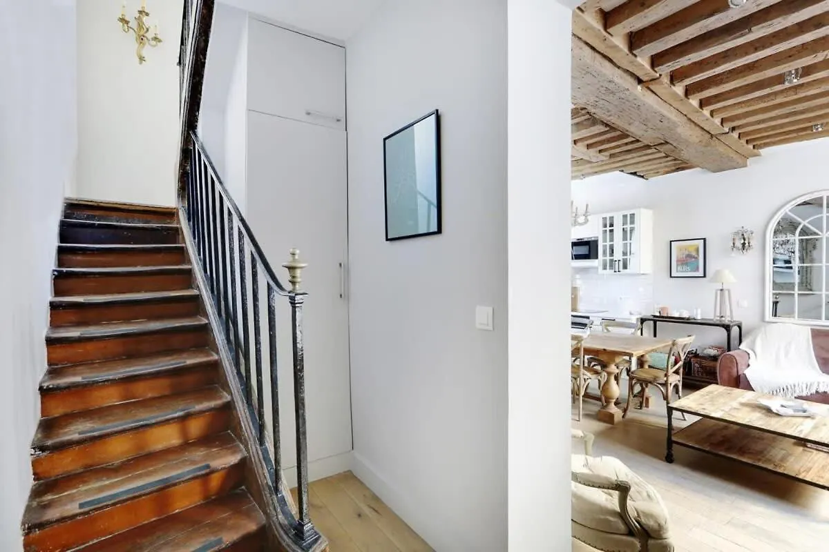 Classy Bourgeois - Chic 2 Bedroom Apt In Le Marais Παρίσι