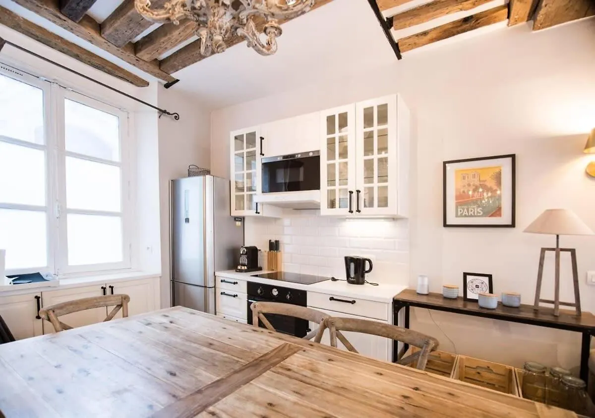 Apartman Classy Bourgeois - Chic 2 Bedroom Apt In Le Marais Párizs Franciaország
