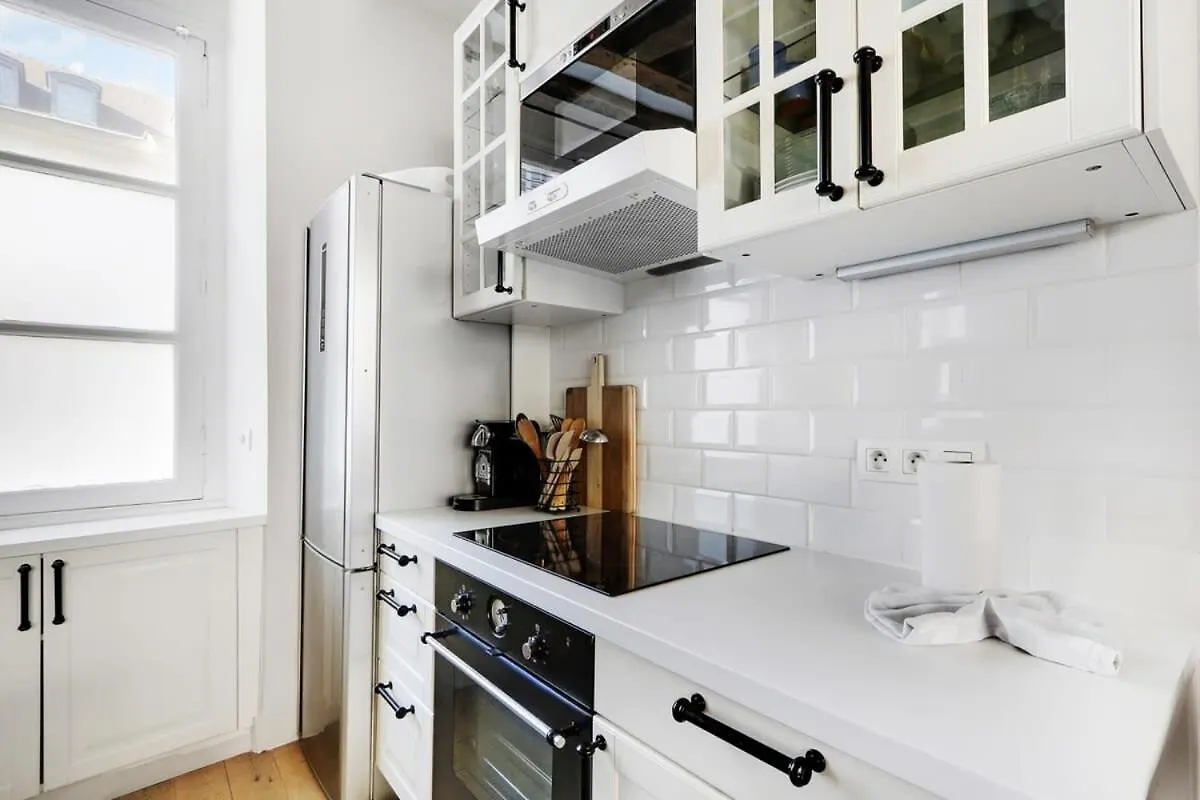 Apartment Classy Bourgeois - Chic 2 Bedroom Apt In Le Marais Paris France